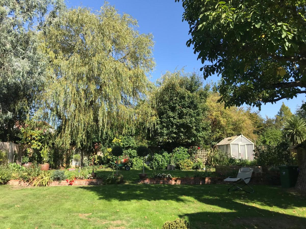 Corner House Luxury Bnb Little Dunmow Exterior foto