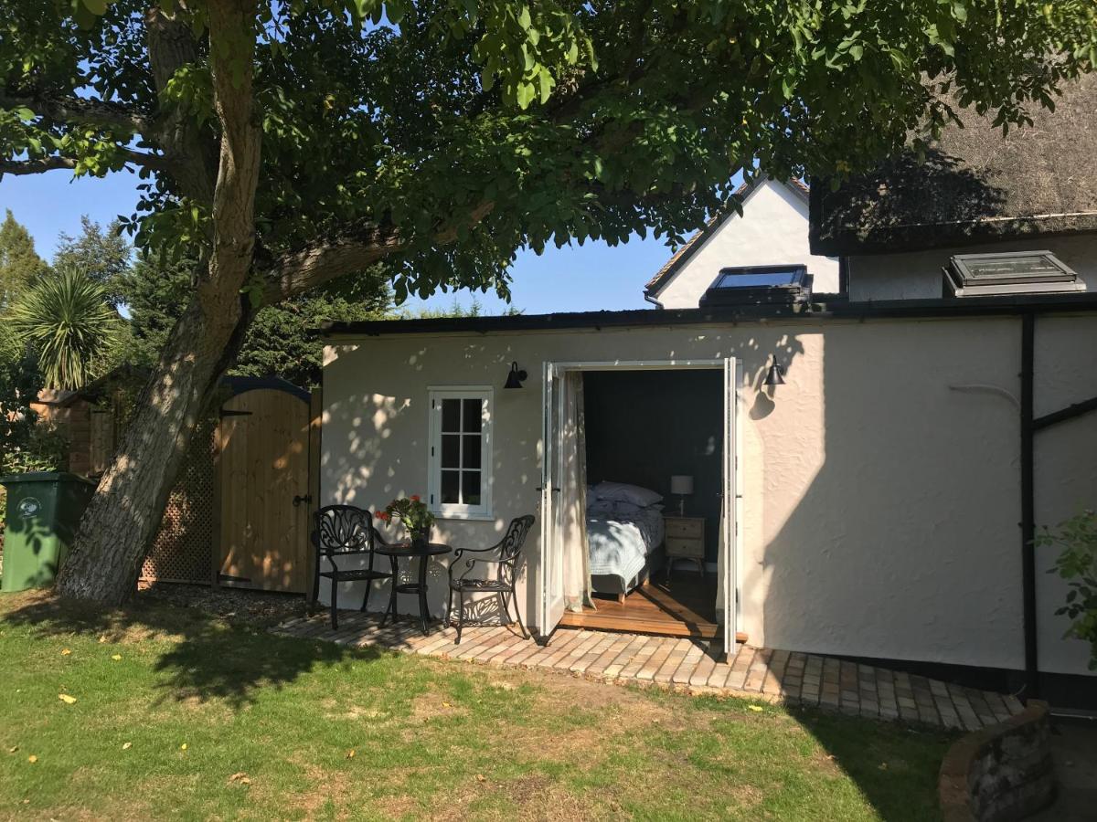 Corner House Luxury Bnb Little Dunmow Exterior foto